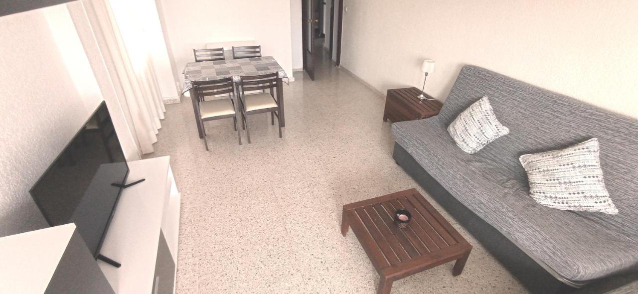 Rincon De Loix, Soleado, Zona Jardines Y Piscina, Y Zona Exterior Aparcar Y A La Playa A 300,00 Mts. Apartment Benidorm