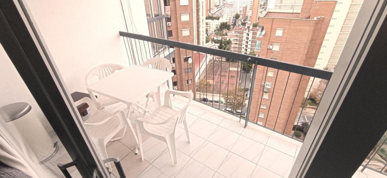 Rincon De Loix, Soleado, Zona Jardines Y Piscina, Y Zona Exterior Aparcar Y A La Playa A 300,00 Mts. Apartment Benidorm